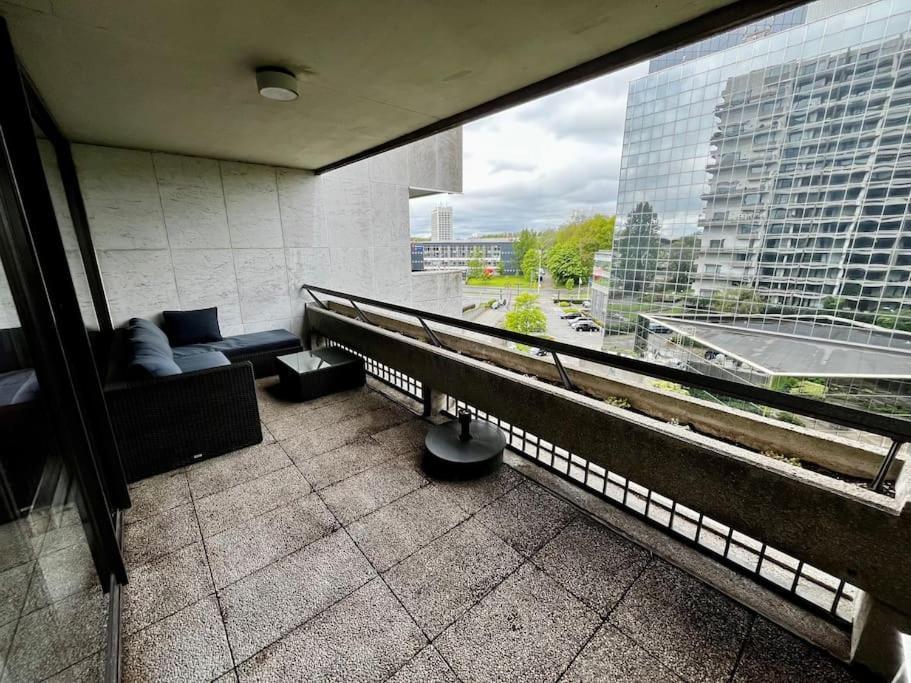 Big Apartment With Parking In Antwerpen Kültér fotó