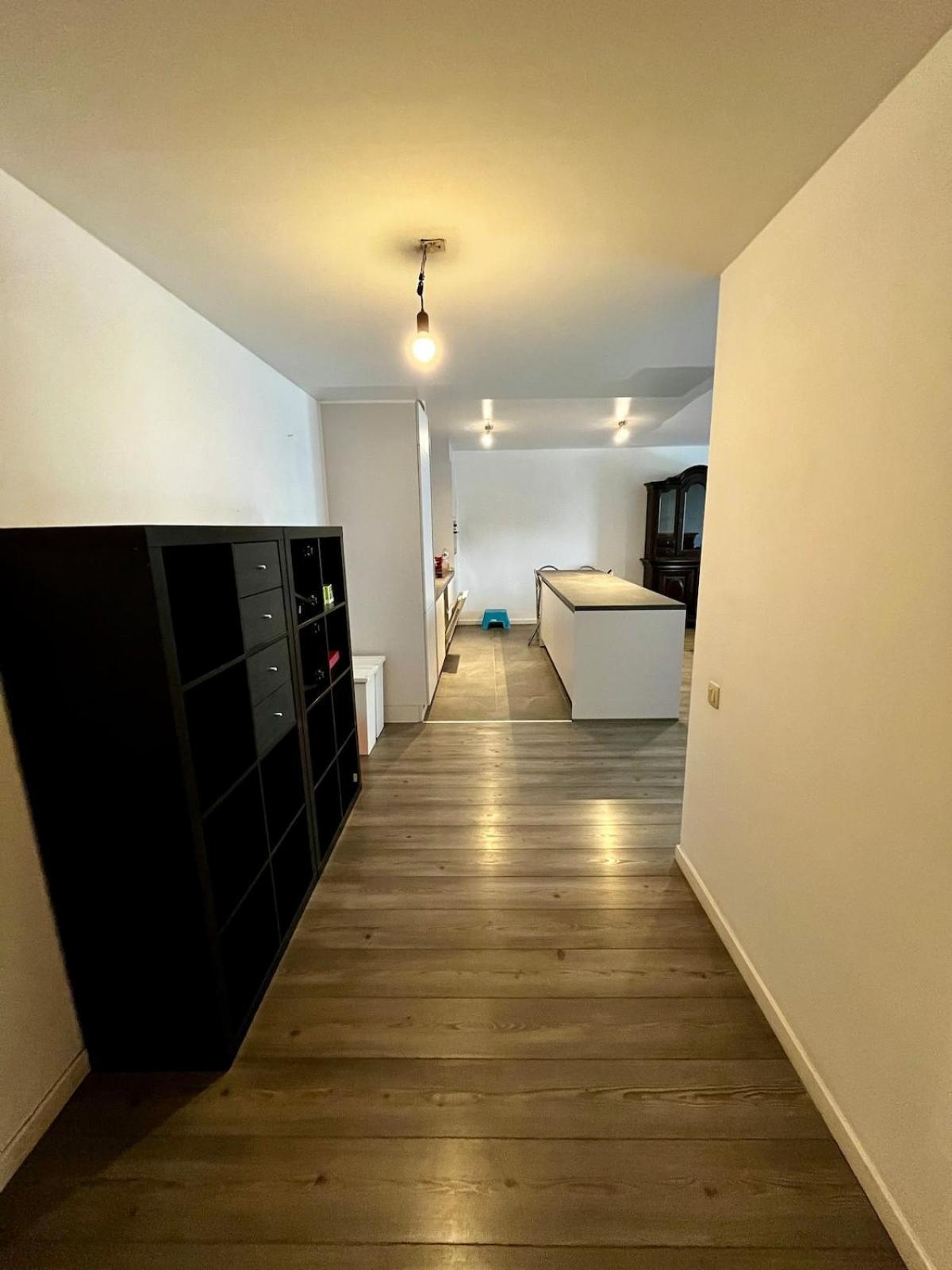 Big Apartment With Parking In Antwerpen Kültér fotó