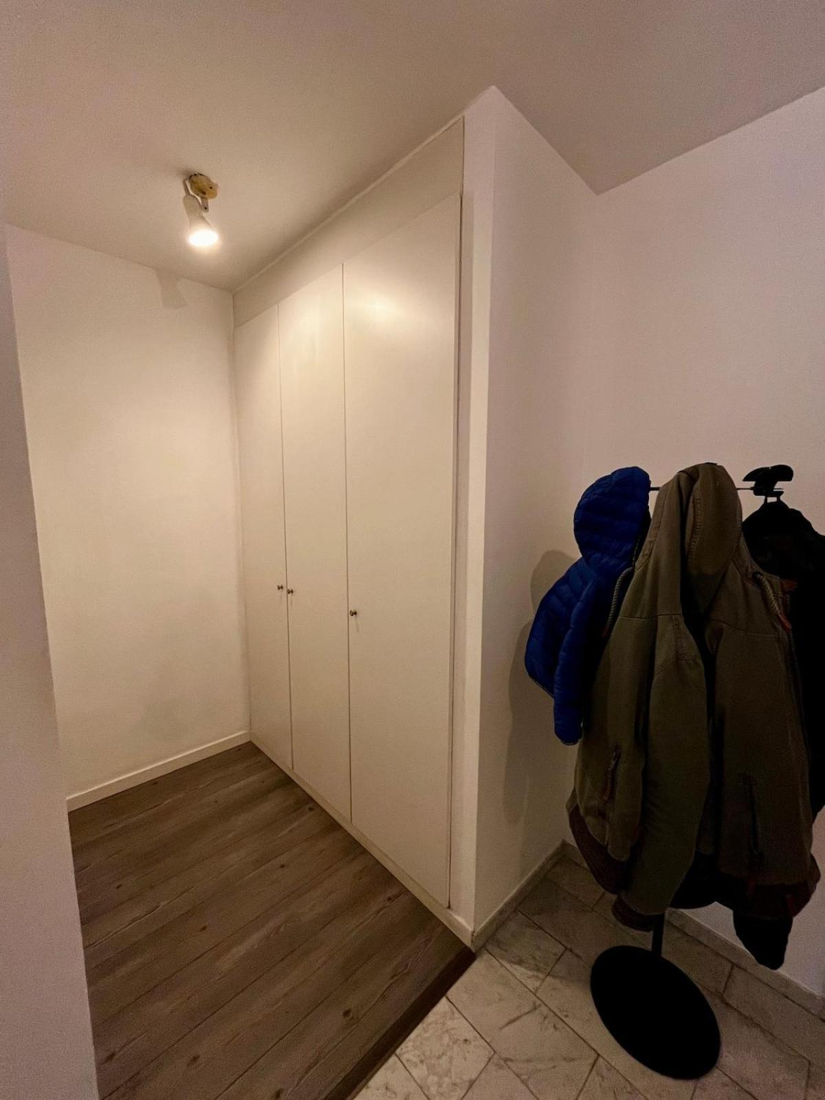 Big Apartment With Parking In Antwerpen Kültér fotó