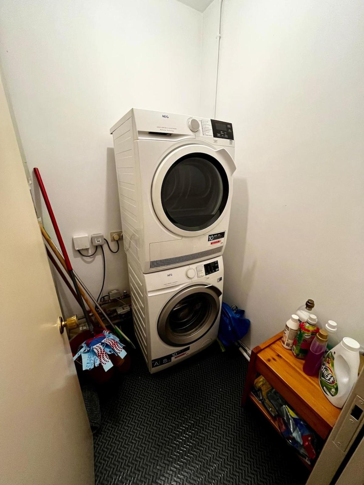 Big Apartment With Parking In Antwerpen Kültér fotó